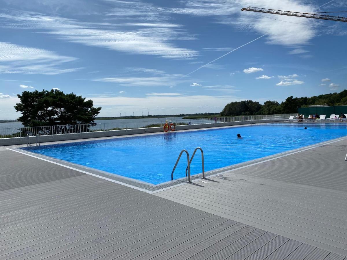 Lake View Sea Apartment Rogowo Pearl Ngoại thất bức ảnh